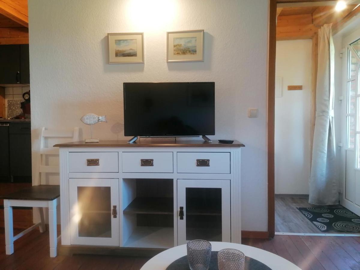 Boddenhus Auf Ruegen - Ferienwohnungen Und Pension Rappin Экстерьер фото
