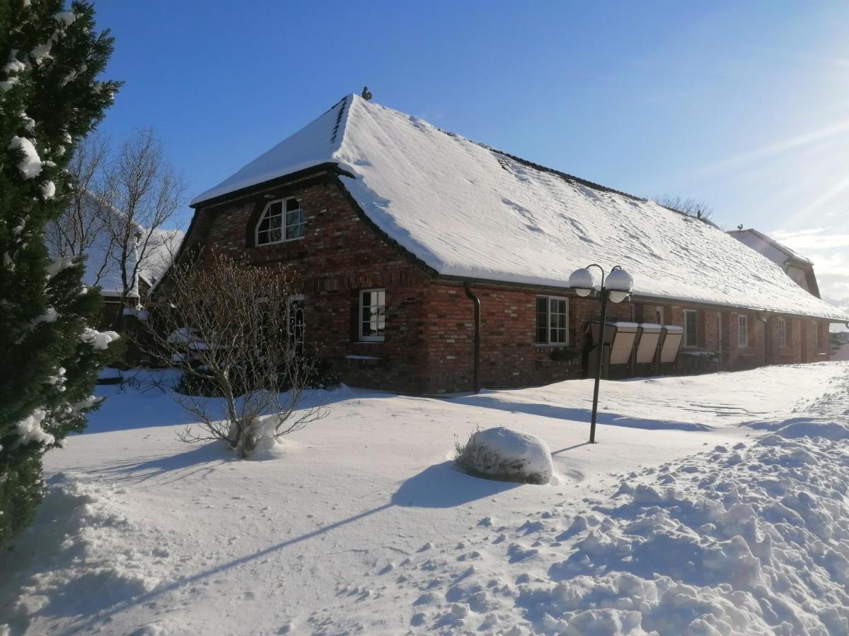 Boddenhus Auf Ruegen - Ferienwohnungen Und Pension Rappin Экстерьер фото